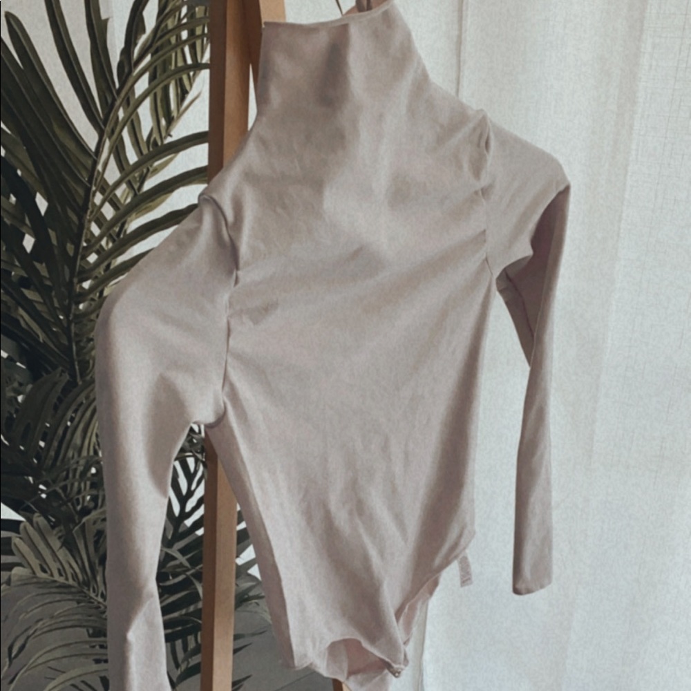 Skims Mockneck Bodysuit
